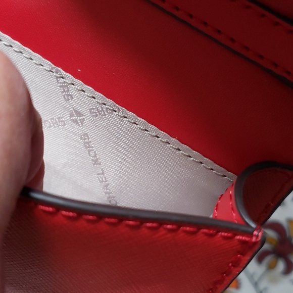 Michael Kors "Carmen" Red Leather Crossbody/Shoulder Bag NWT NIB *Host Pick* - Picture 5 of 9